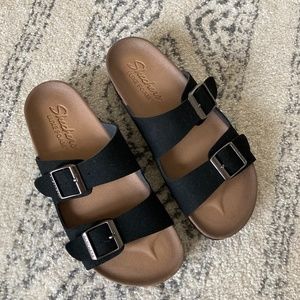 Skechers Luxe Foam Size 6 Black Sandals